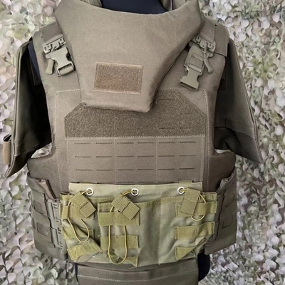 Chaleco táctico de combate con sistema Molle y cinturones ajustables