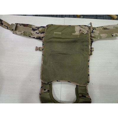 Chaleco táctico de combate con sistema Molle y cinturones ajustables