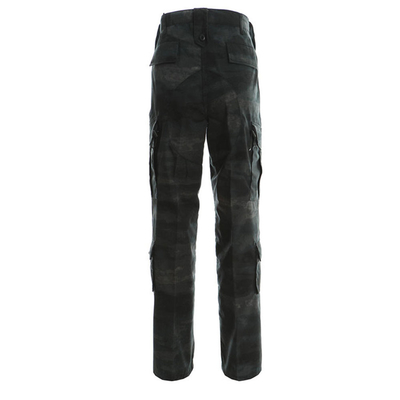 Un buen uniforme militar de ventilación.