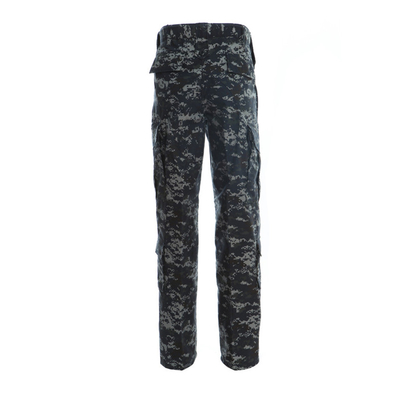 Un uniforme militar de buena ventilación... uniforme de camuflaje de la UAC, uniforme de combate.