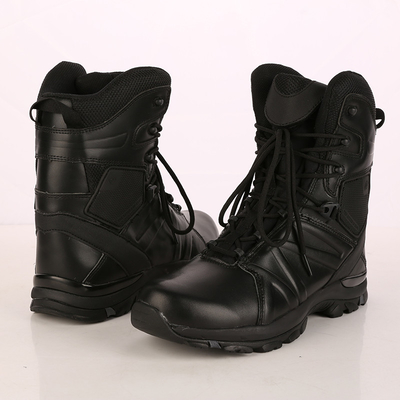 Botas de combate de cuero aislado de media pantorrilla