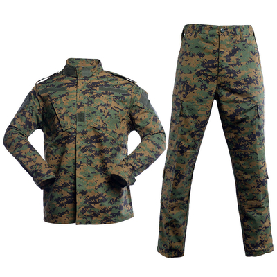 Unidad de aire acondicionado, uniforme de combate.