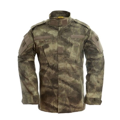 Unidad de aire acondicionado, uniforme de combate.