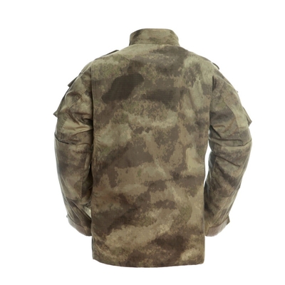 Unidad de aire acondicionado, uniforme de combate.
