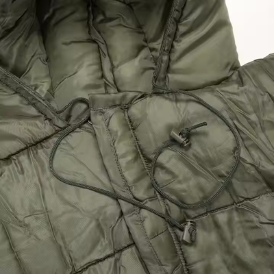 Saco de dormir unisex de invierno de algodón de nylon para acampar al aire libre