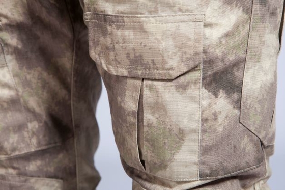 Sistema táctico militar de la fuente del traje de la rana del camuflaje del desgaste del SGS ISO de HPWLI